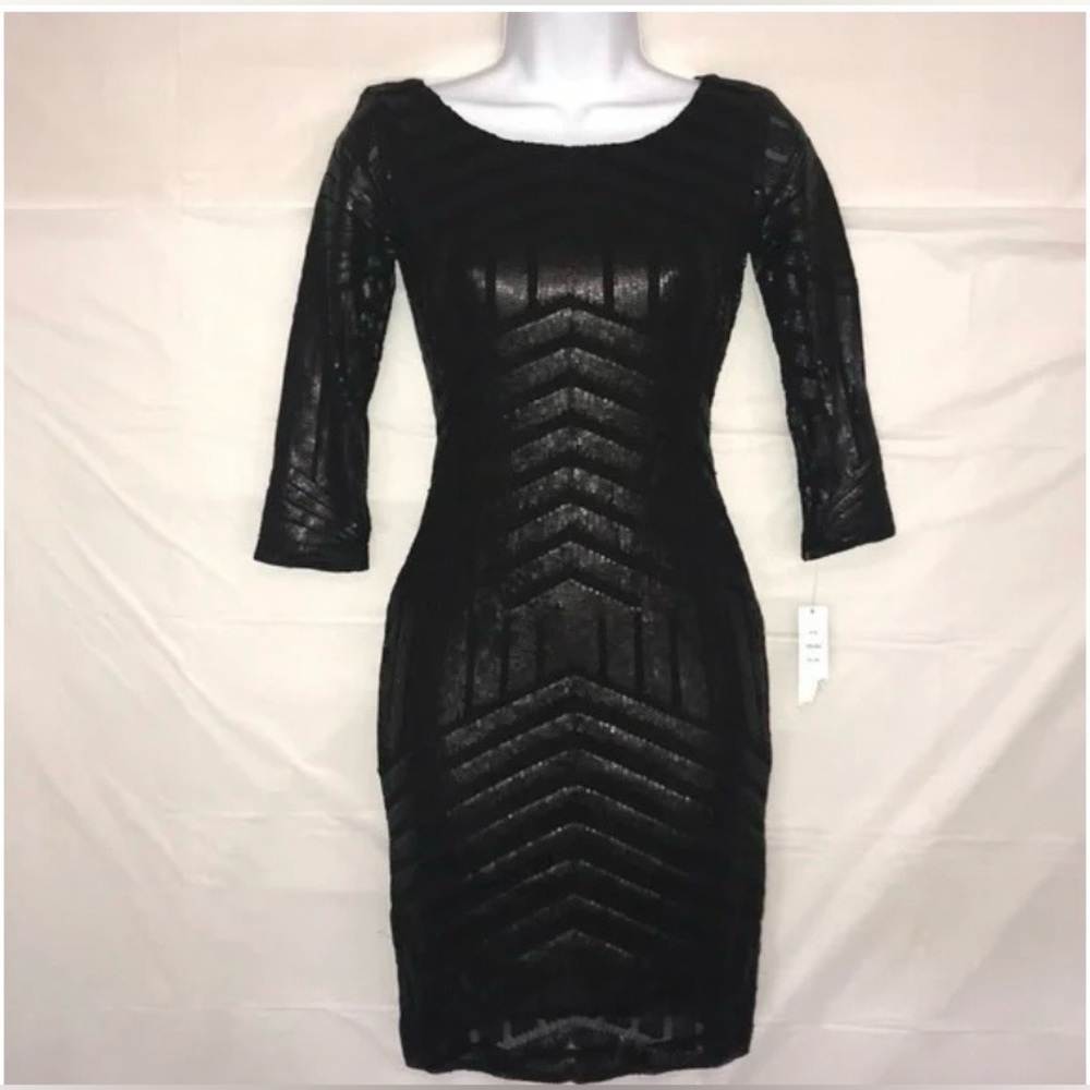 Snap Elegant Black Chevron Mini Dress